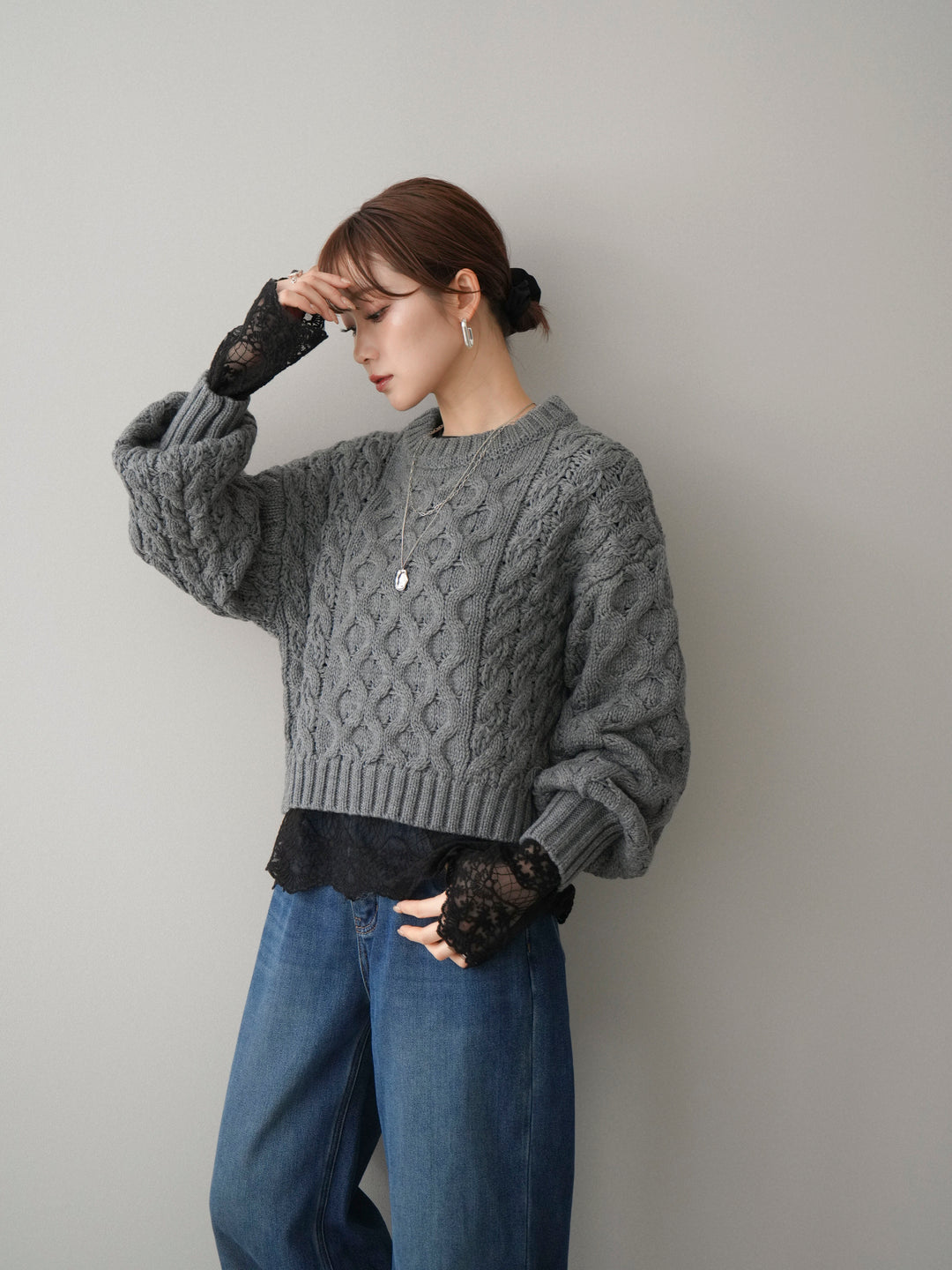 [予約]バルキーケーブルクロップドニットプルオーバー/charcoal