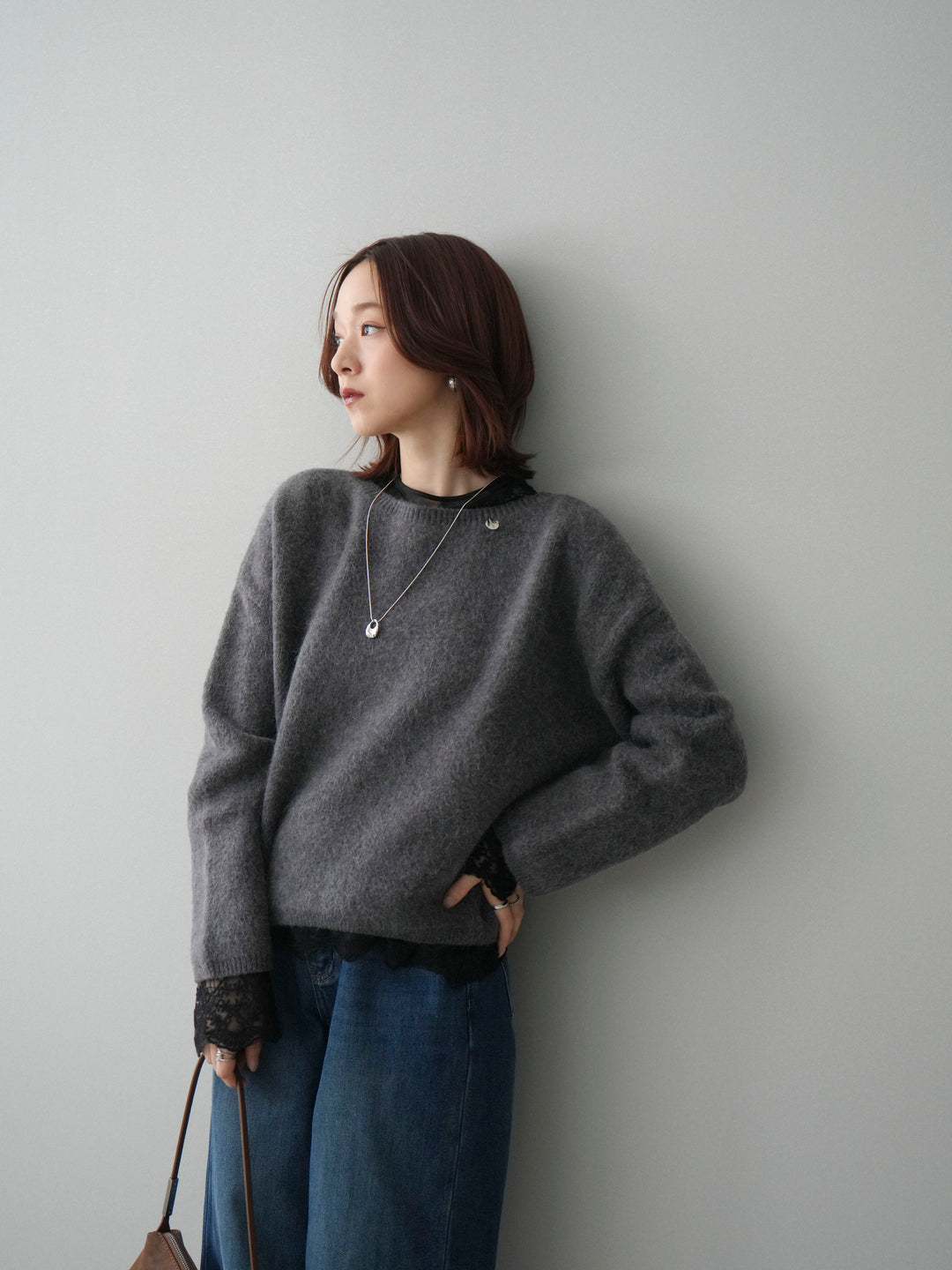 [予約]アンゴラタッチボートネッククロップドプルオーバー/charcoal