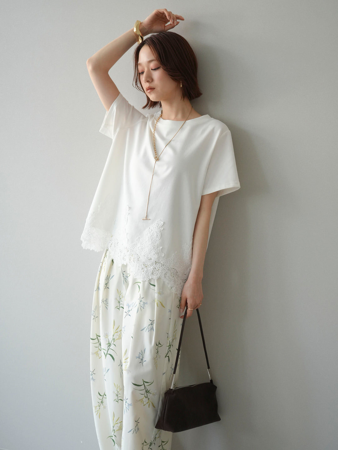 【套裝】蕾絲拼接方領T卹+印花束腰褲（兩件組）