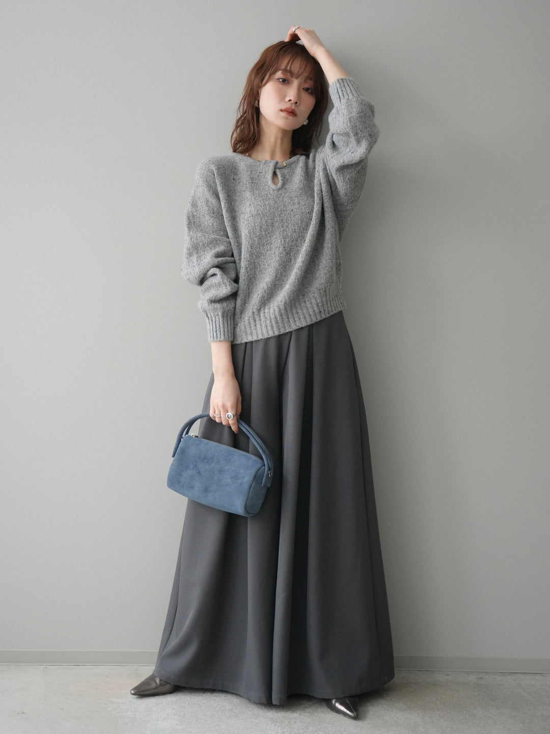 [SET]ツイストネックラメネップヤーンニットプルオーバー+テープベルトタックバギーパンツ(2set)