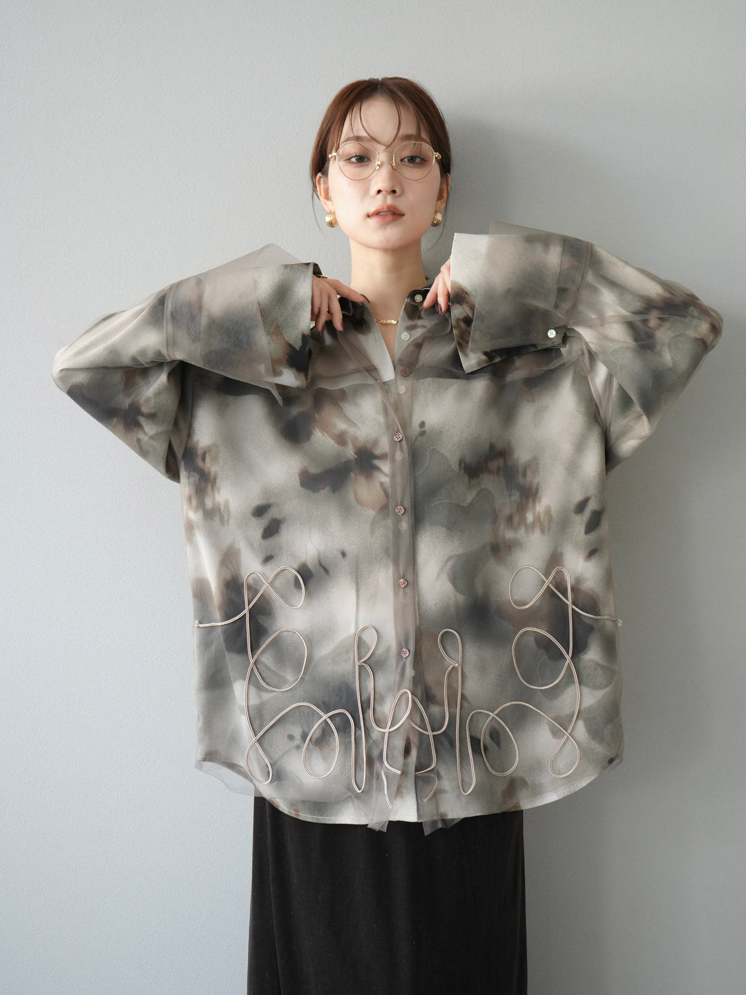 [SET]コード刺繍チュールシャツ＆ニュアンス柄シャツアンサンブル+ベロアナロースカート(2set)