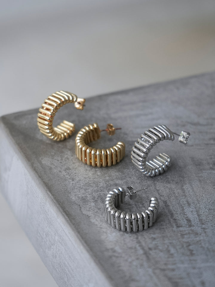 [SET]バックリボンVネックシャギーニットプルオーバー+選べるアクセセット(2set)