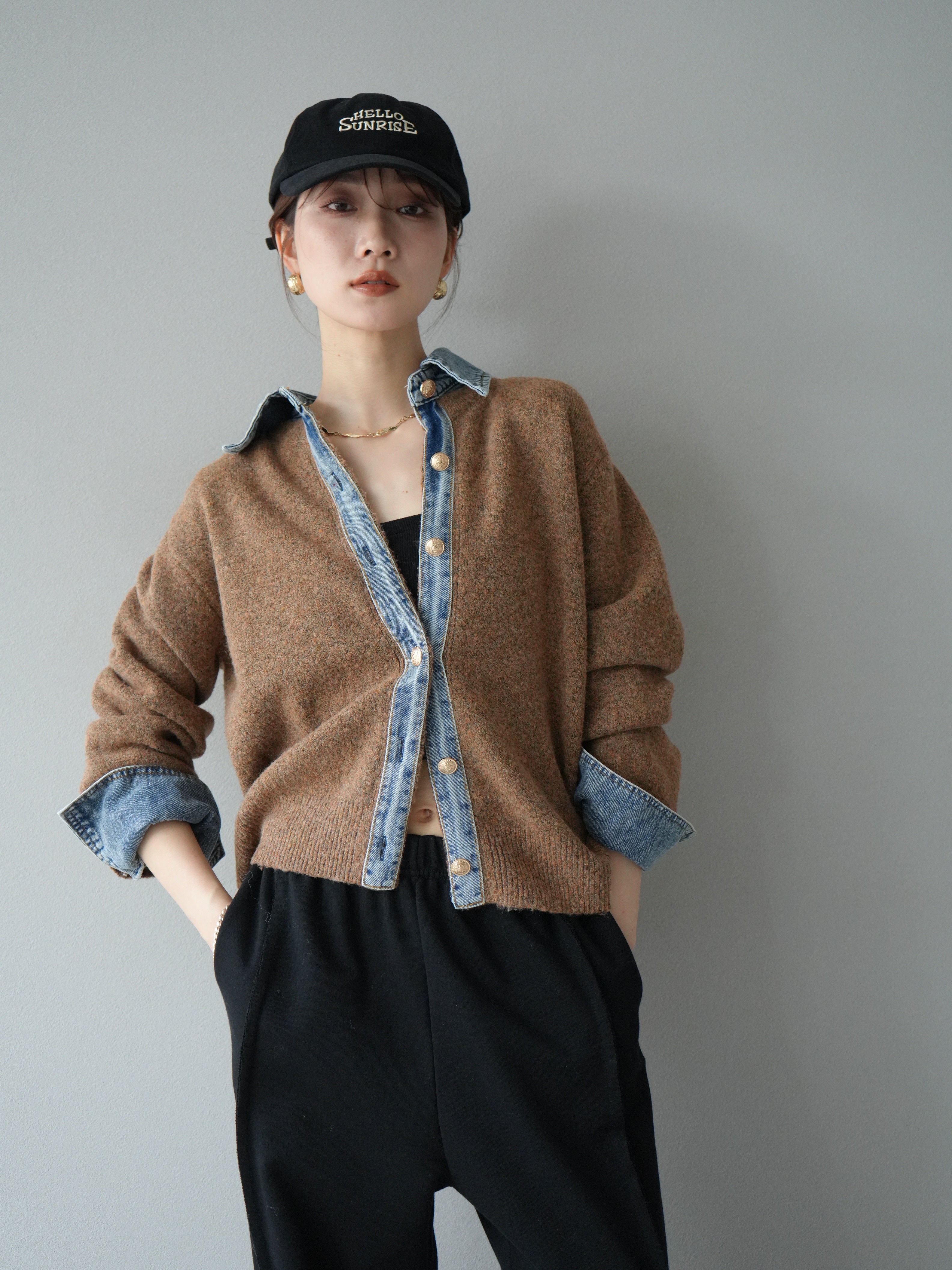 予約]デニム襟ボタンニットカーディガン/キャメル – Lumier