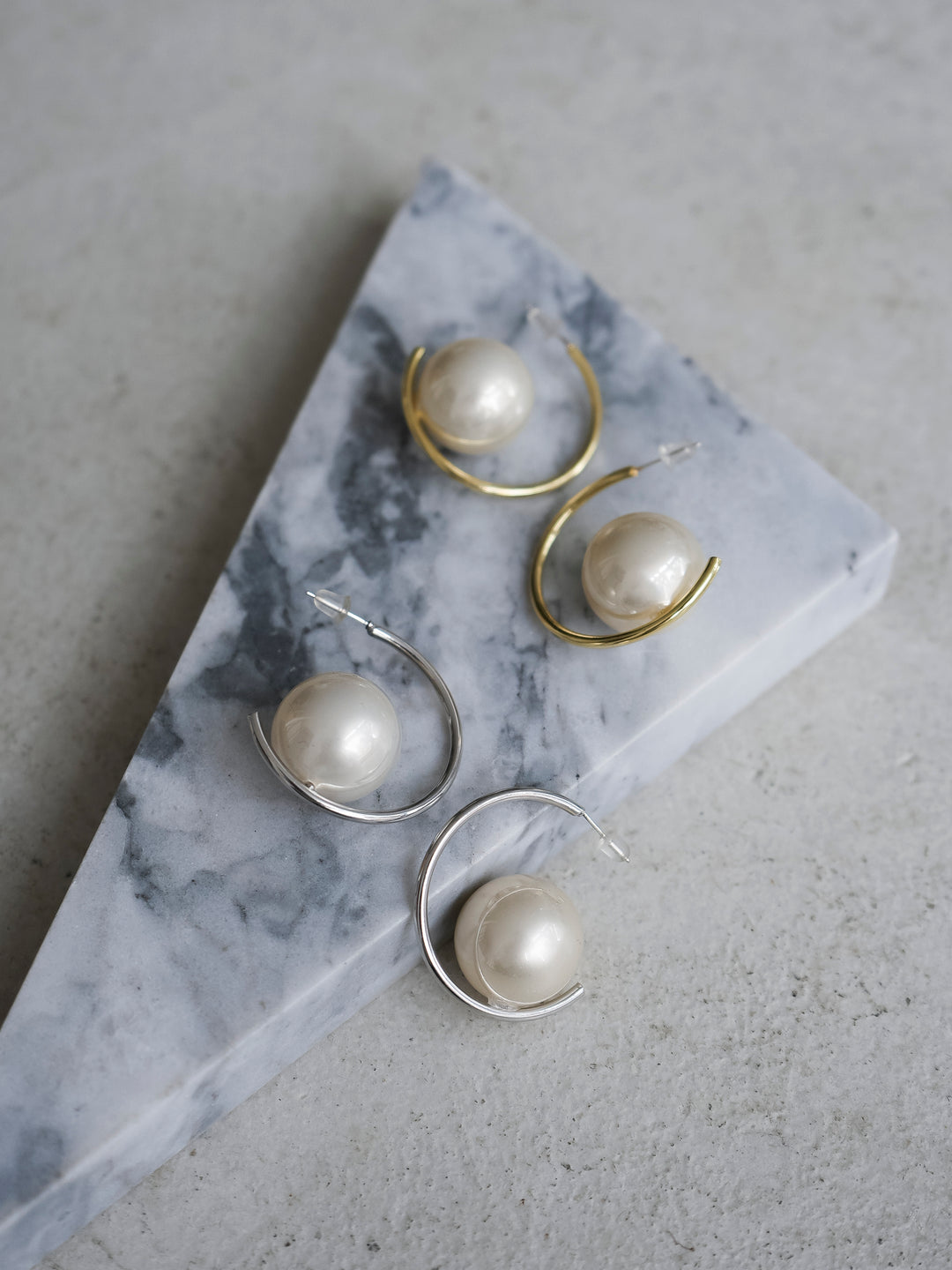 [SET] 不對稱繫帶高領針織連身裙 + 可選飾品套裝 (2套)