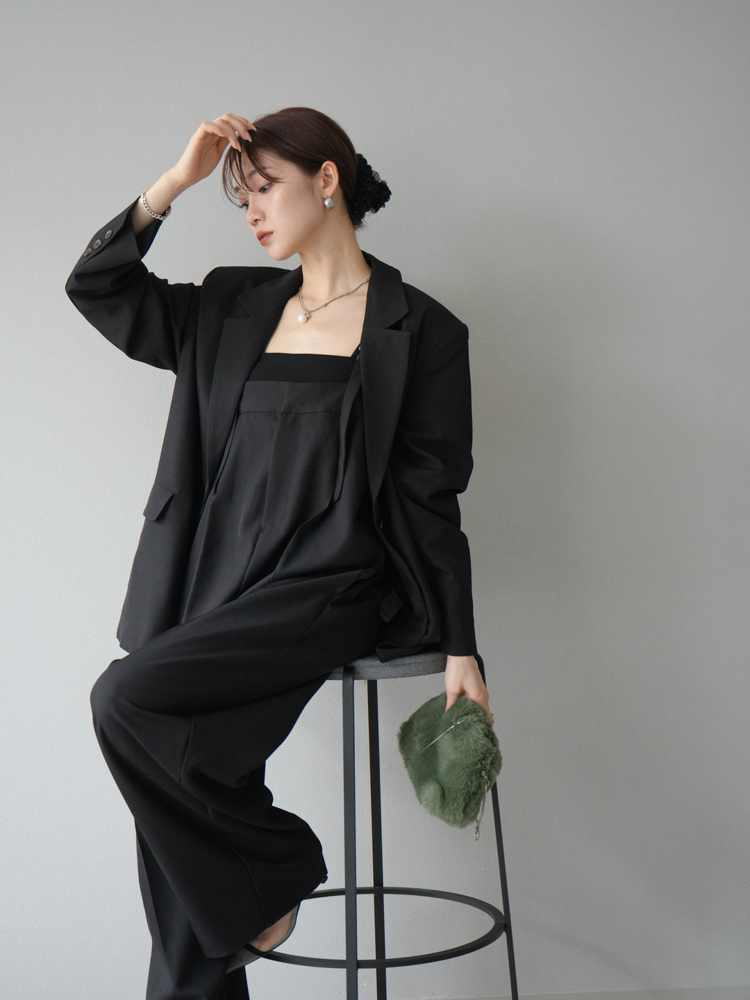 [預訂] 斜紋熊連身衣/黑