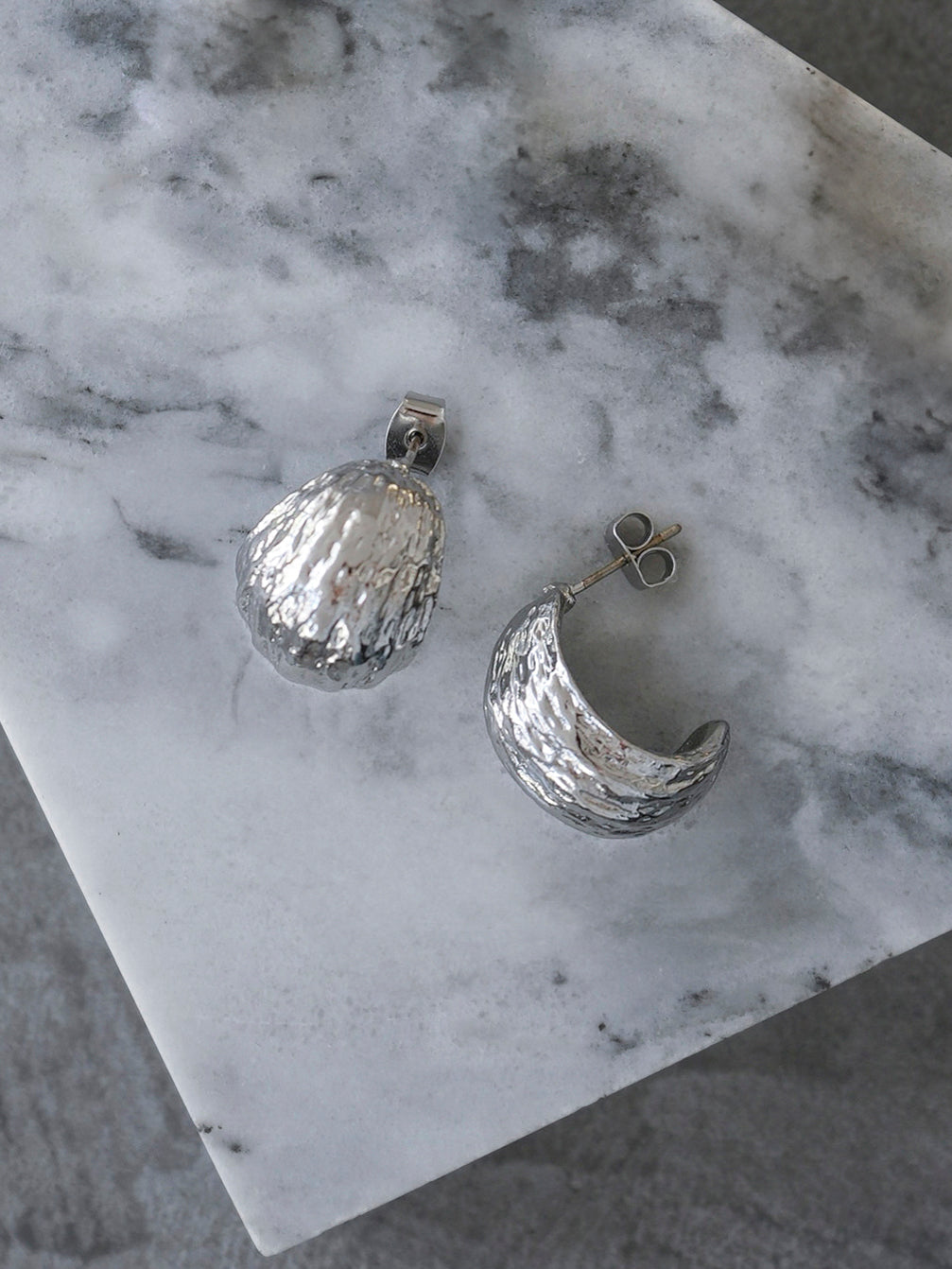 [SET]Vネック配色スリーブニットプルオーバー+選べるアクセセット(2set)