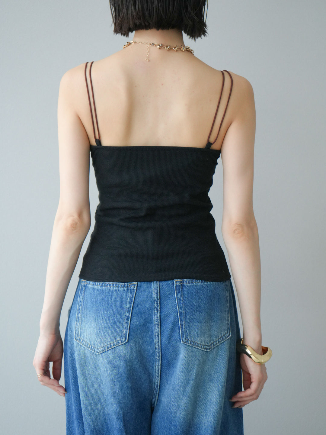 【預購】雙色吊帶罩杯背心/黑色