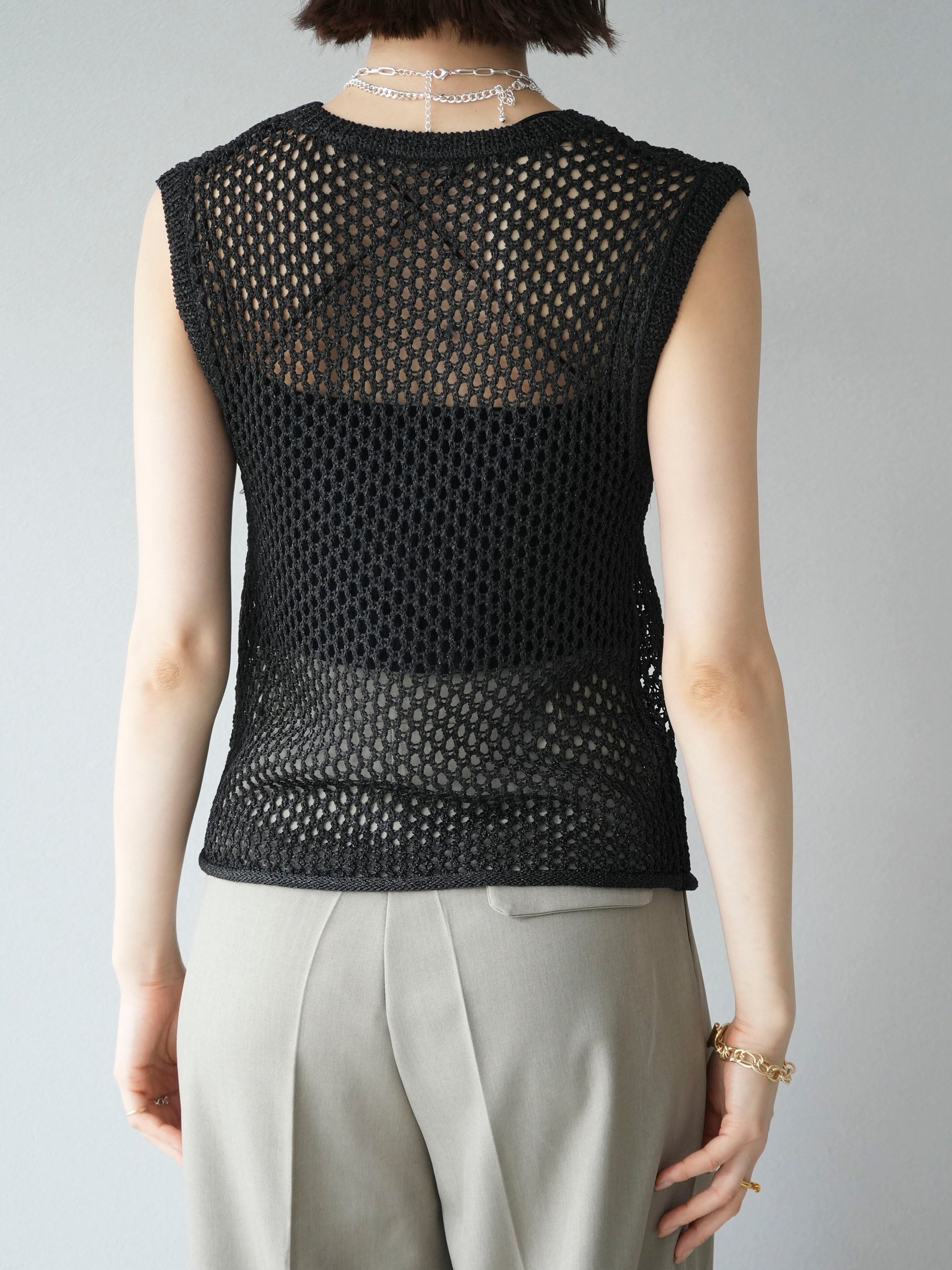 【サイズM】SATISFY メッシュタンクトップ ブラック サイズM】SATISFY メッシュタンクトップ ブラック