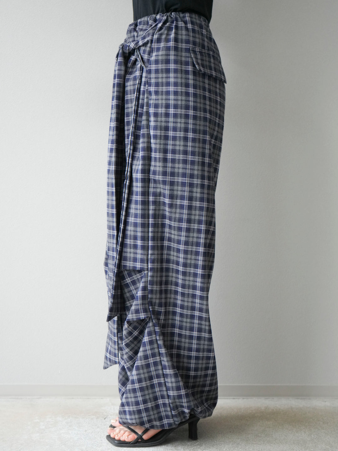 [予約]チェック柄ウエスト巻きドロストパンツ/ネイビー