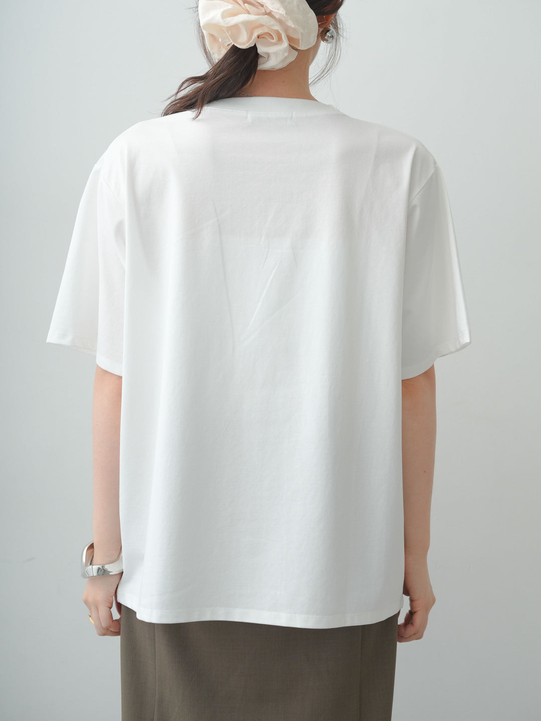 [予約]クールタッチアートロゴオーバーTEE/silver