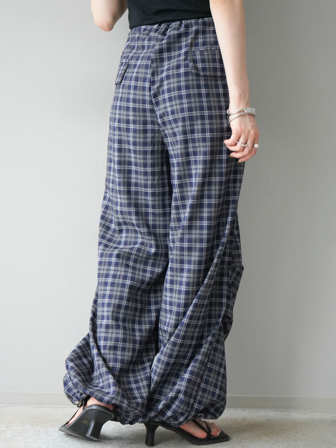 [予約]チェック柄ウエスト巻きドロストパンツ/ネイビー