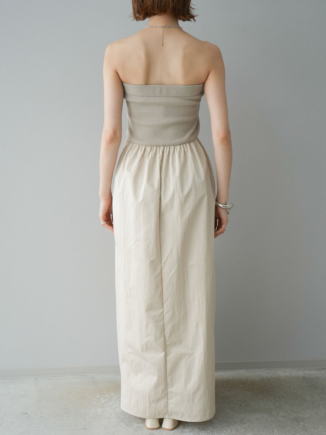 [預訂] 針織 x 塔夫綢小熊洋裝/米色