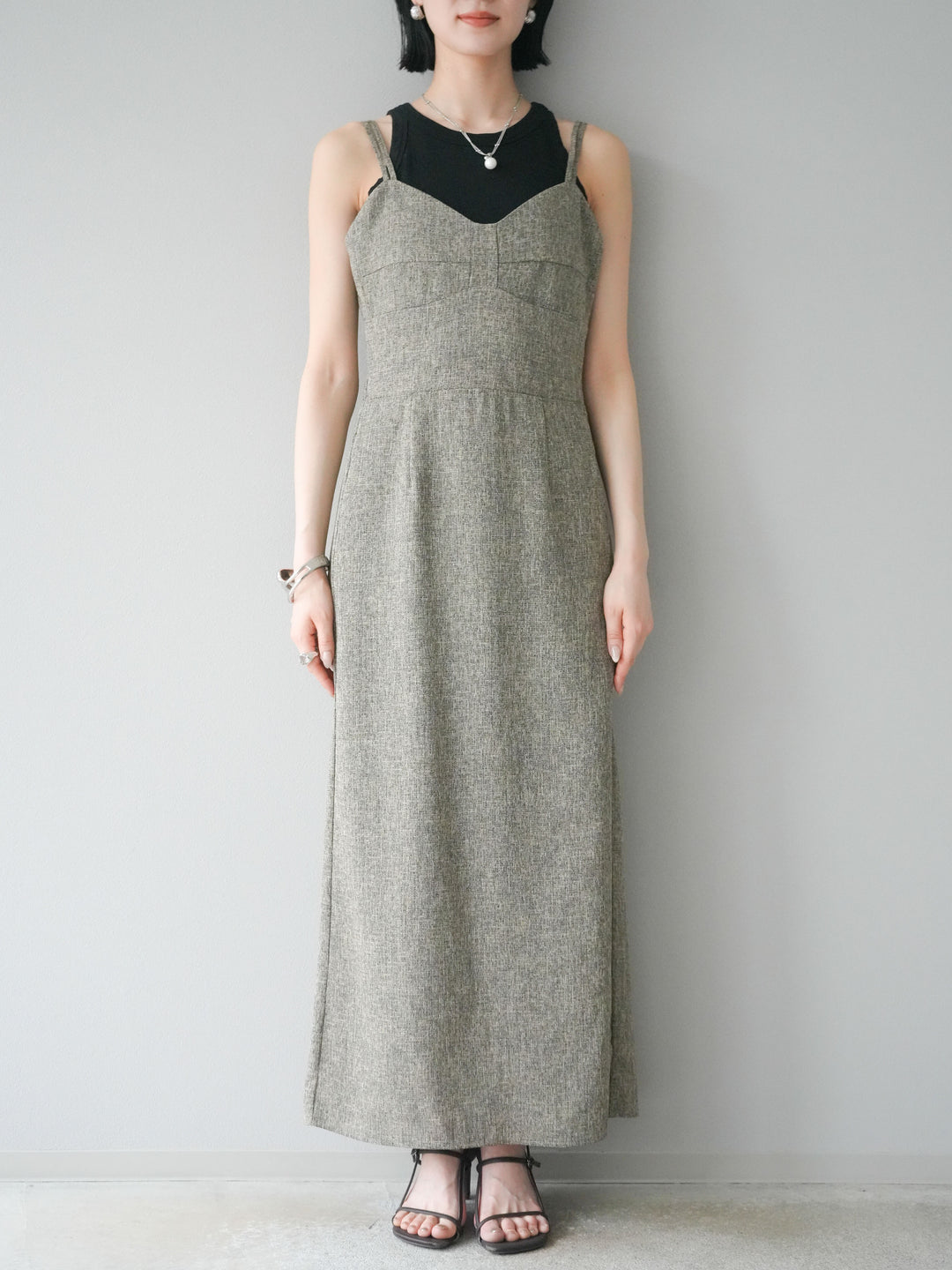 [預購] 夏季粗花呢露背吊帶洋裝/棕色