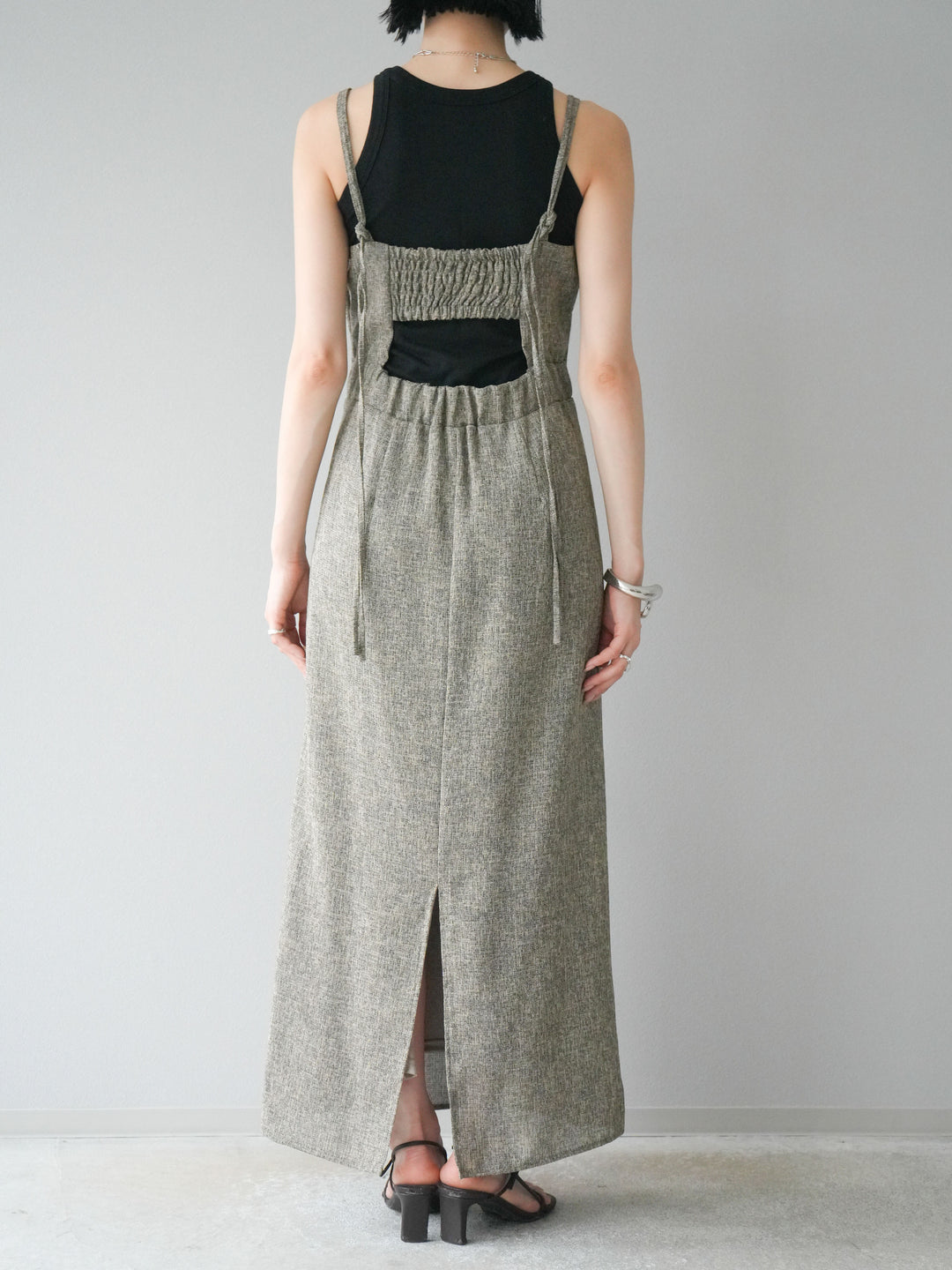 [預購] 夏季粗花呢露背吊帶洋裝/棕色