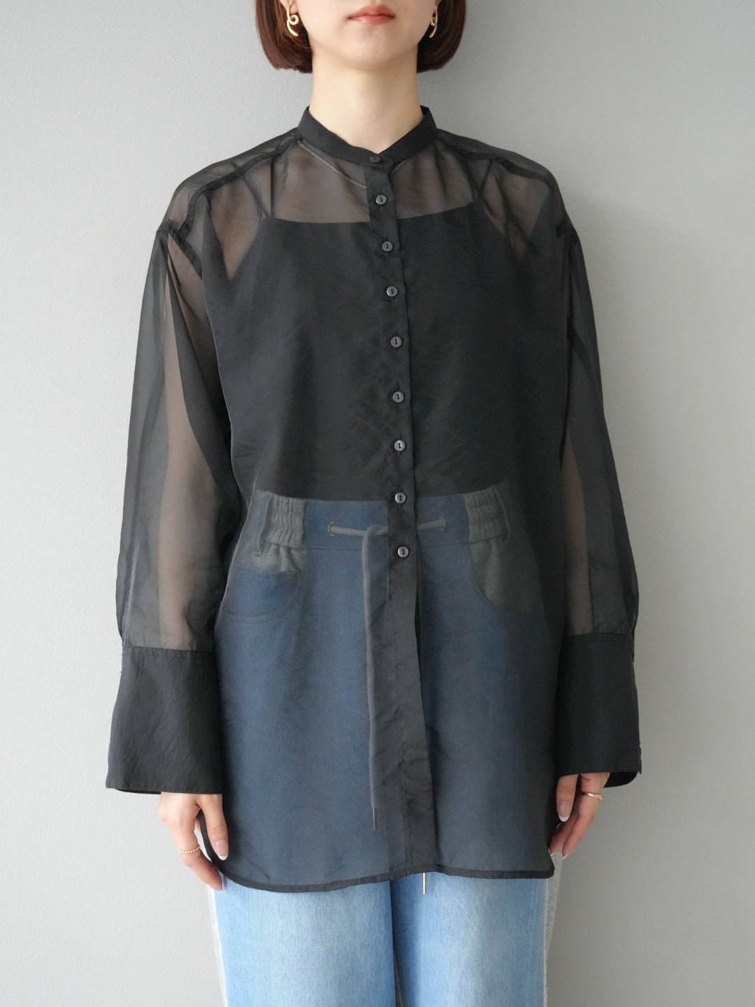 [予約]シャイニーシアーバンドカラーシャツ/ブラック