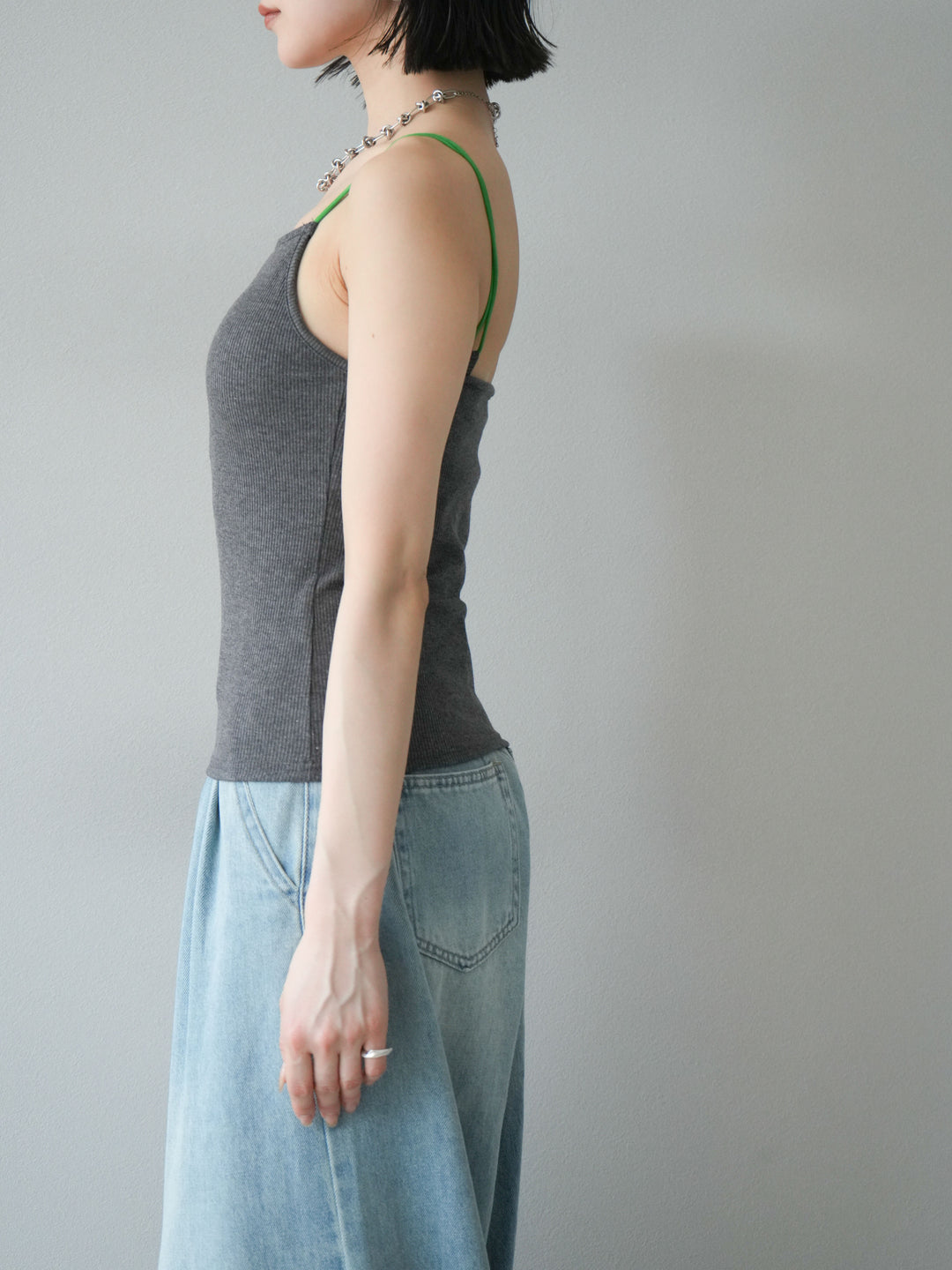 [予約]バイカラーストラップカップ付キャミソール/グレー