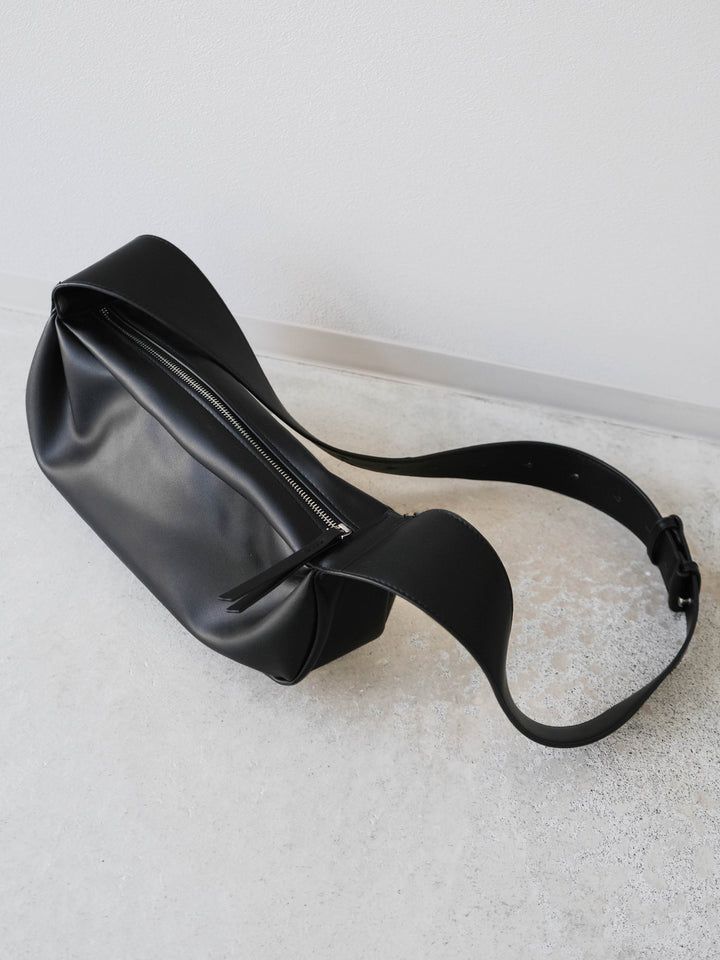 [予約]ショルダーバッグ/ブラック