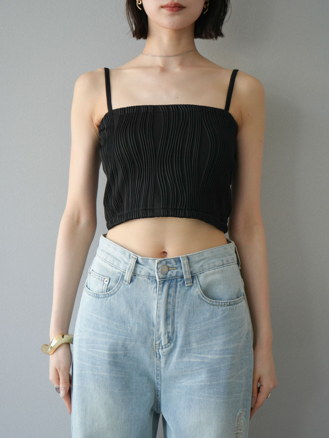 【預購】波浪滾邊杯裸色吊帶背心/黑色