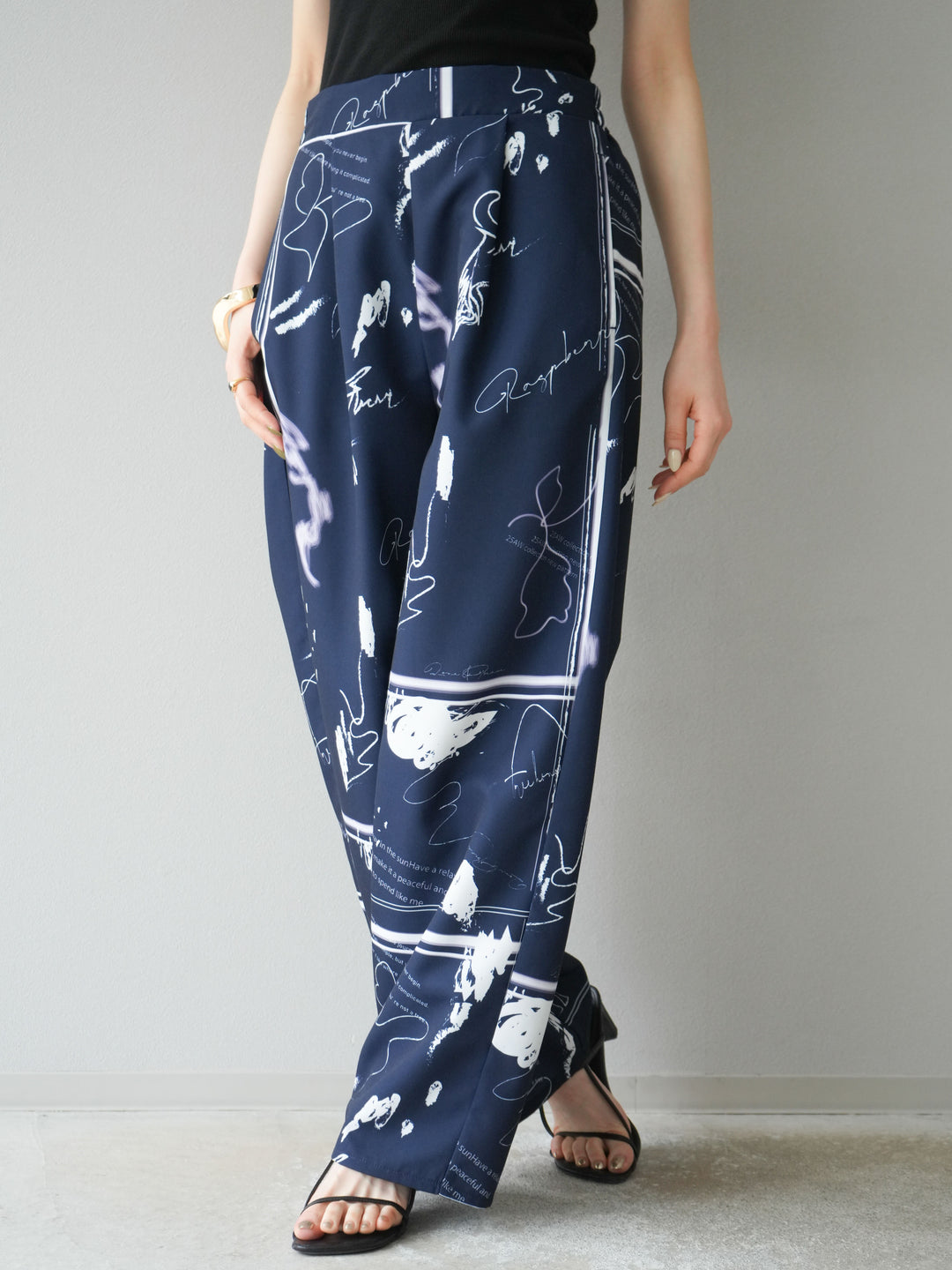 [予約]ペイント柄タックパンツ/ネイビー