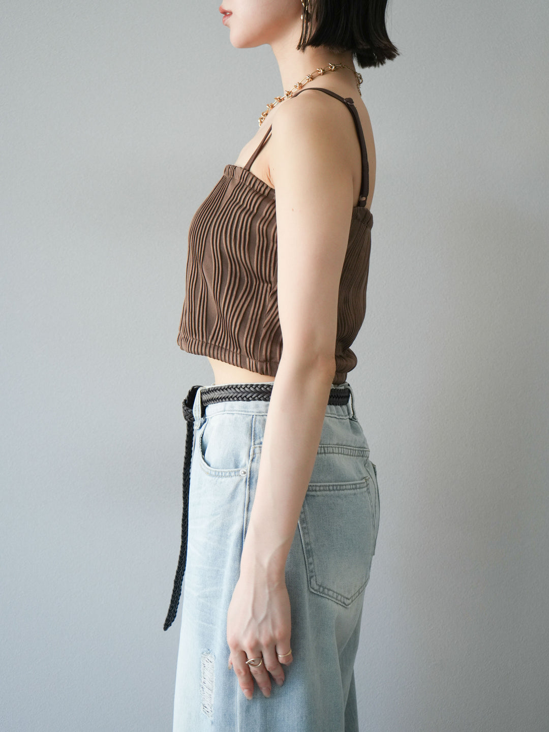 【預購】波浪滾邊杯裸色吊帶背心/棕色