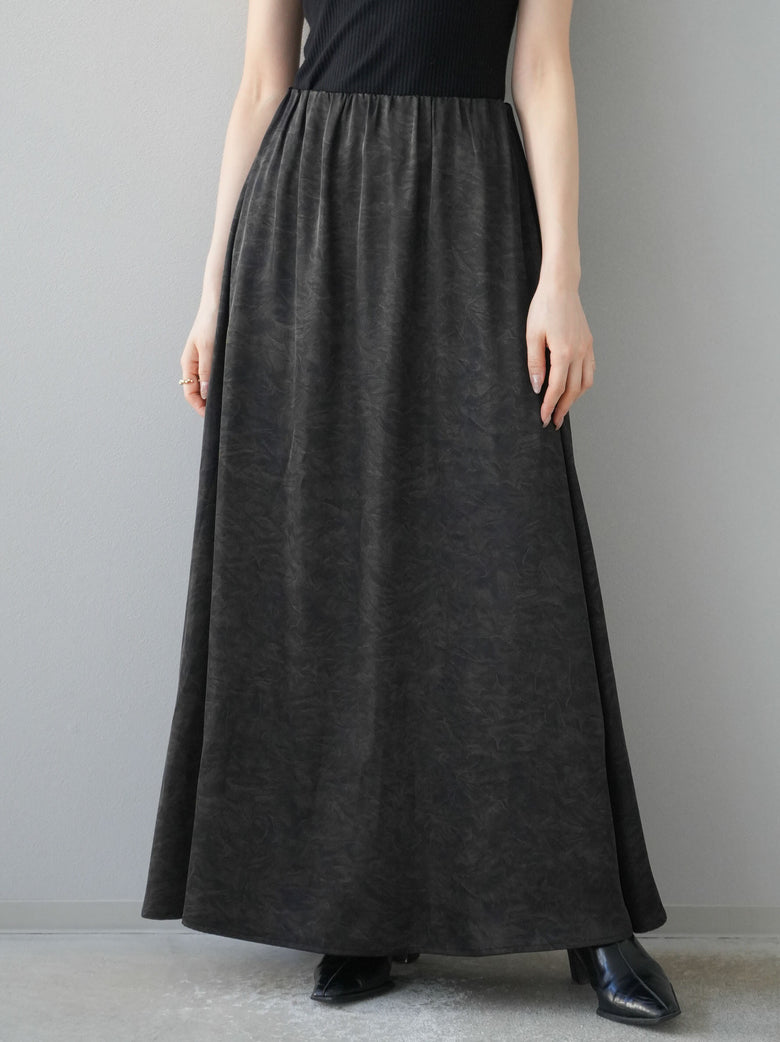 予約]箔プリントサテンスカート/ブラック – Lumier 
