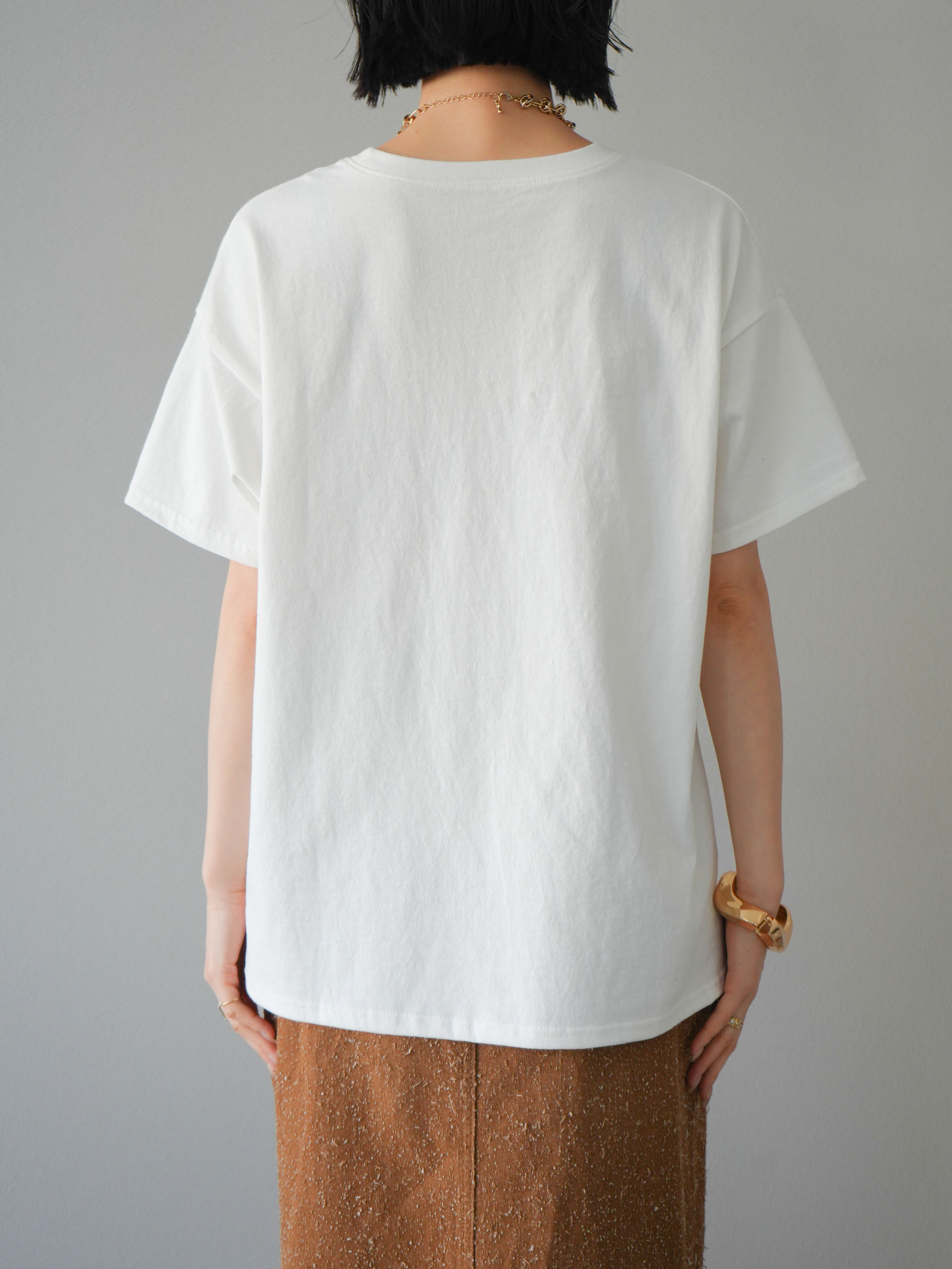 予約]ネオンロゴプリントTシャツ/オフブルー – Lumier