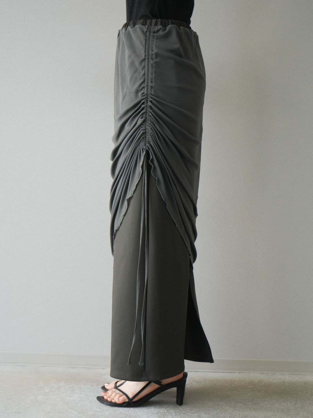 [予約]シアーレイヤードタイトスカート/チャコール