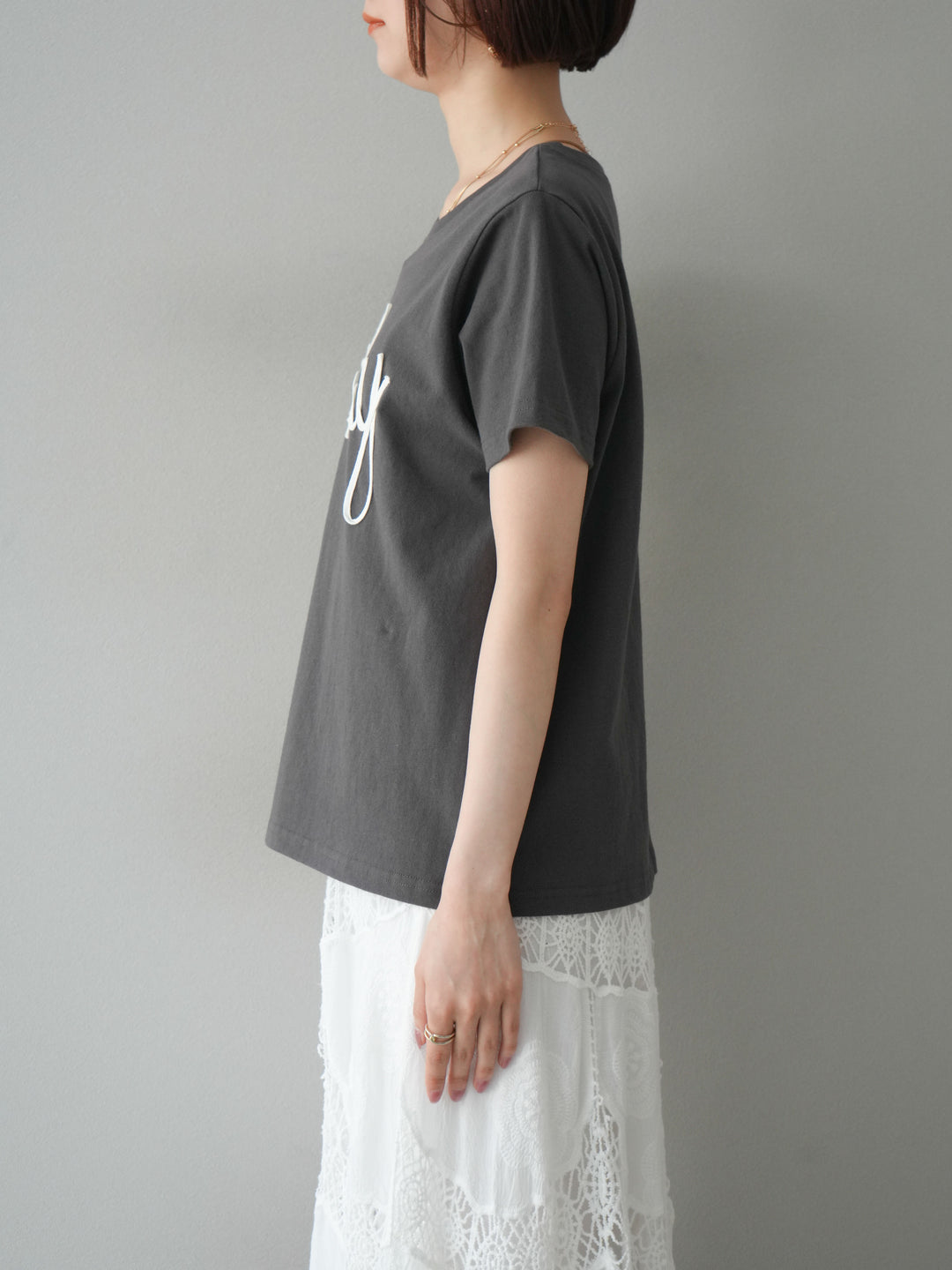 [予約]コードロゴTシャツ/チャコール