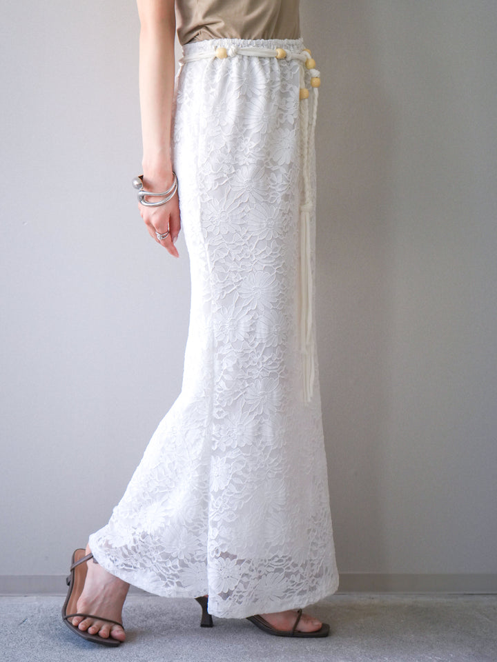 [予約]コードベルト付フラワーレーススカート/white