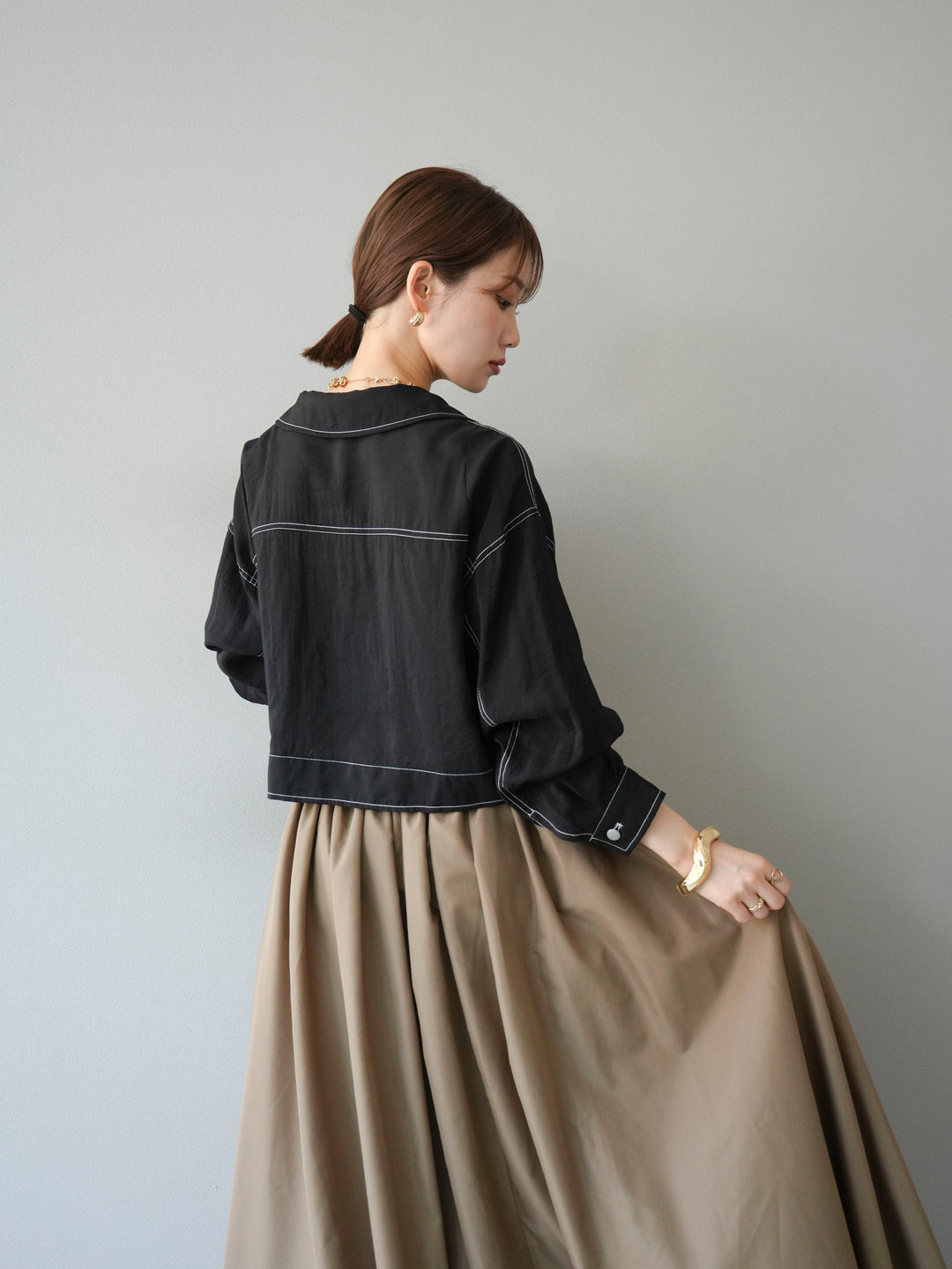 [SET] 縫合透視短外套 + 寬大蓬蓬裙 (2 套)