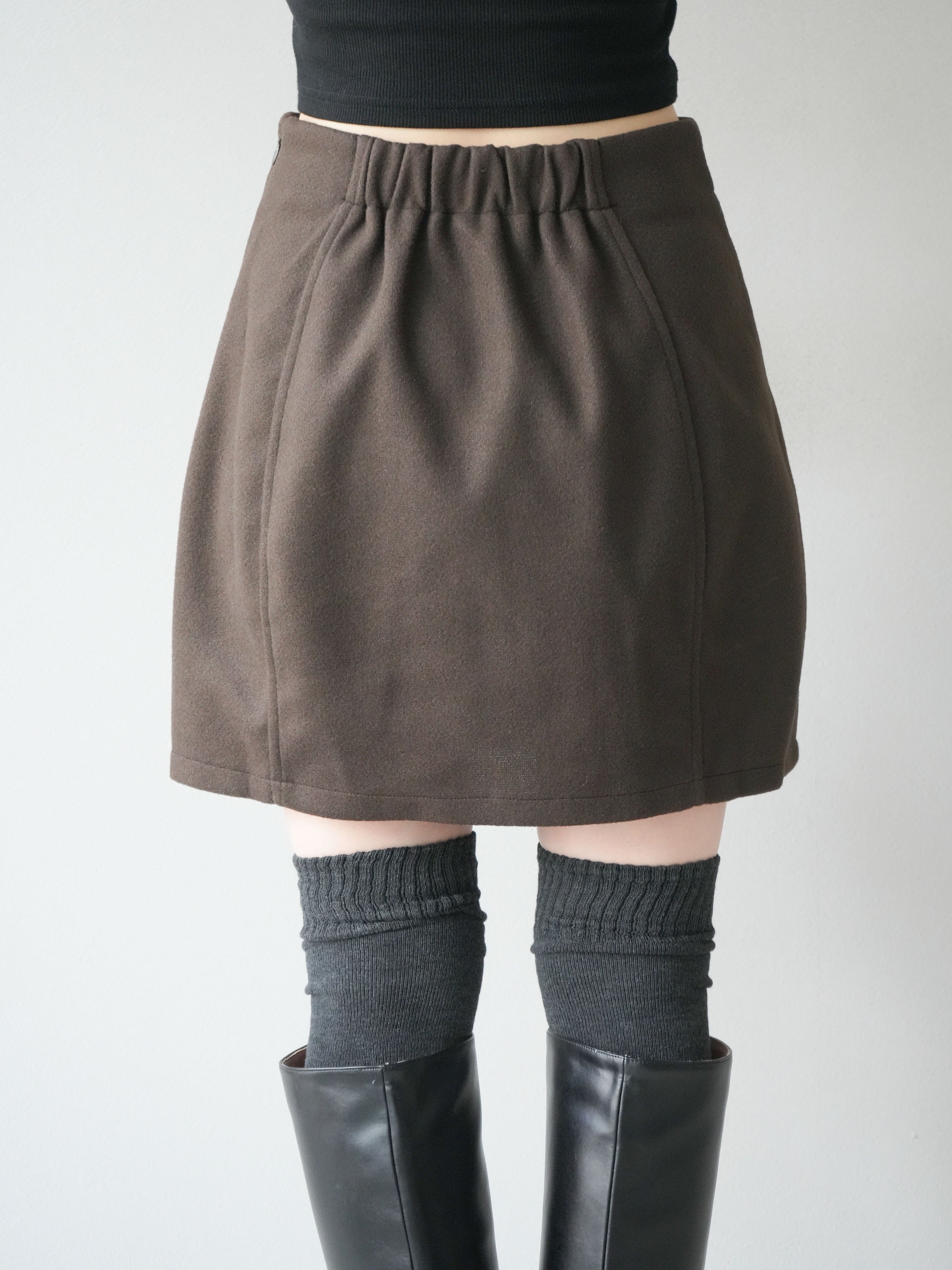 予約]フェイクウールコクーンミニスカート/ブラウン – Lumier