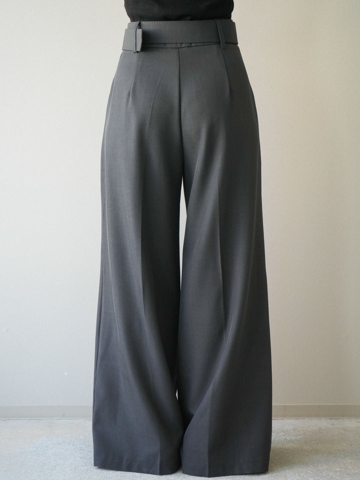 [予約]シルバーバックルドレープワイドスラックス/gray