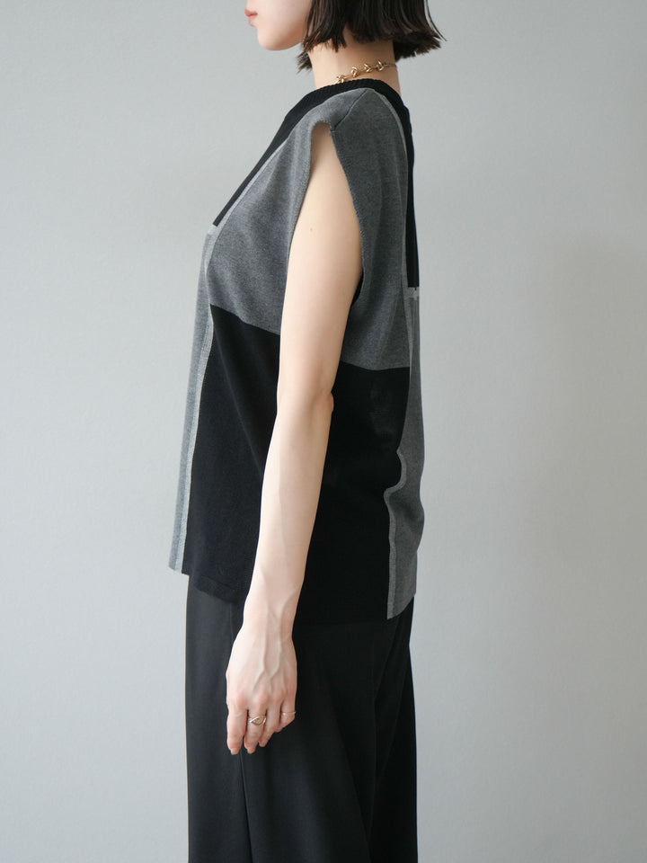 【預購】同色系無袖針織套頭衫/黑色