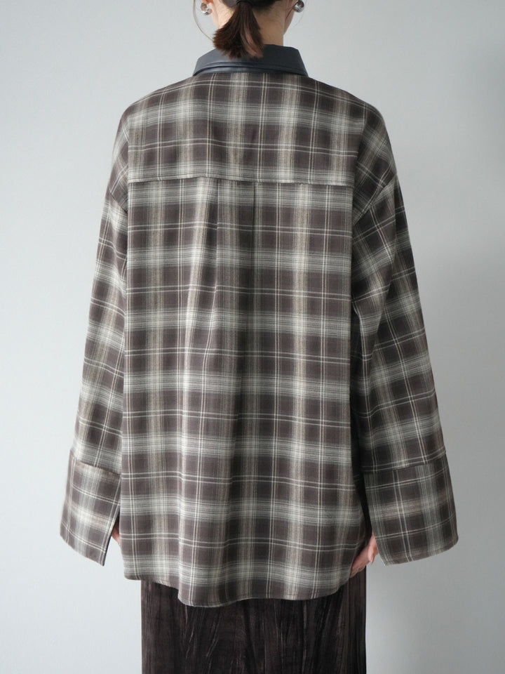[予約]レザー襟オンブレチェックオーバーシャツ /ブラウン