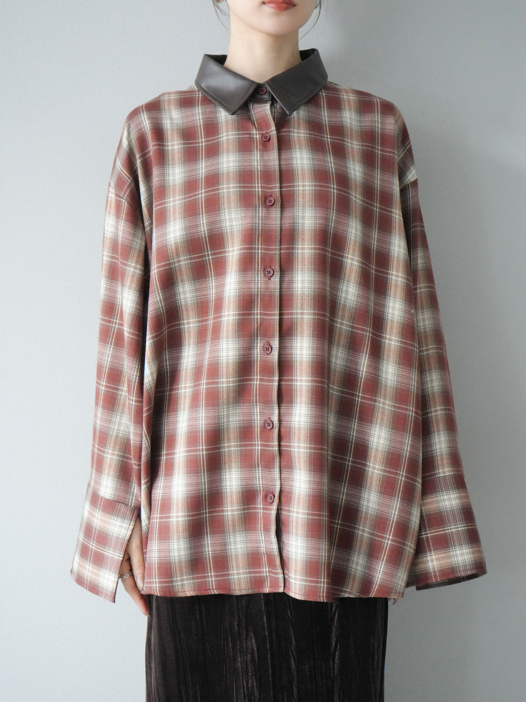 [予約]レザー襟オンブレチェックオーバーシャツ /レッド