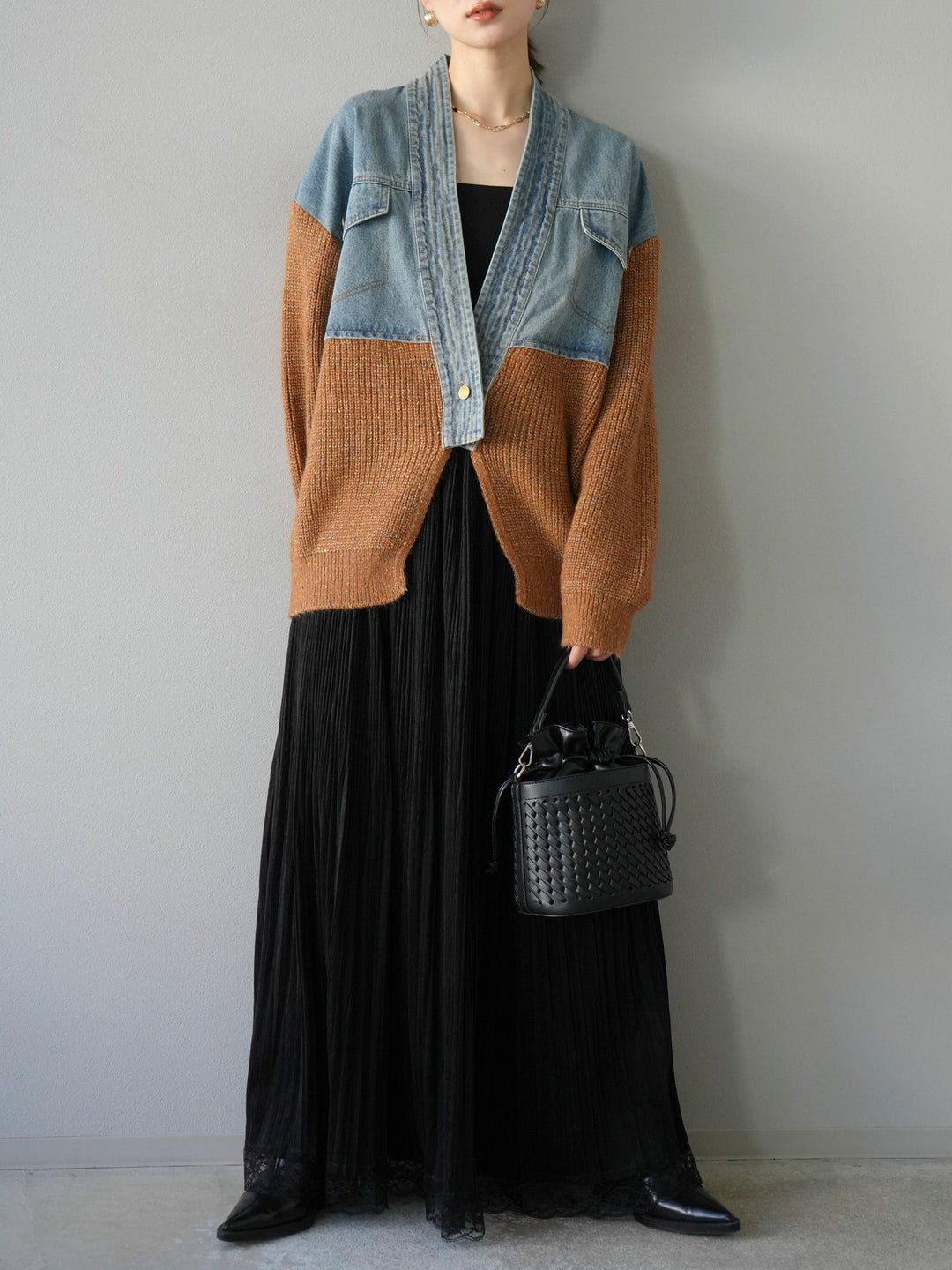 [SET]デニム切替ネップニットカーディガン+裾レーススウェードプリーツマキシスカート(2set)