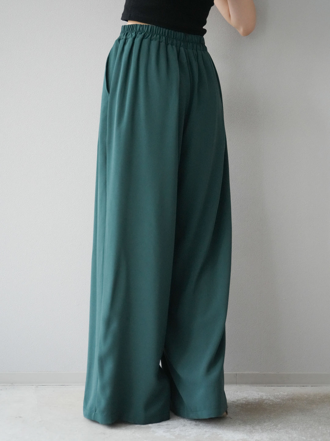 [予約]レーヨンライクタックワイドパンツ/グリーン