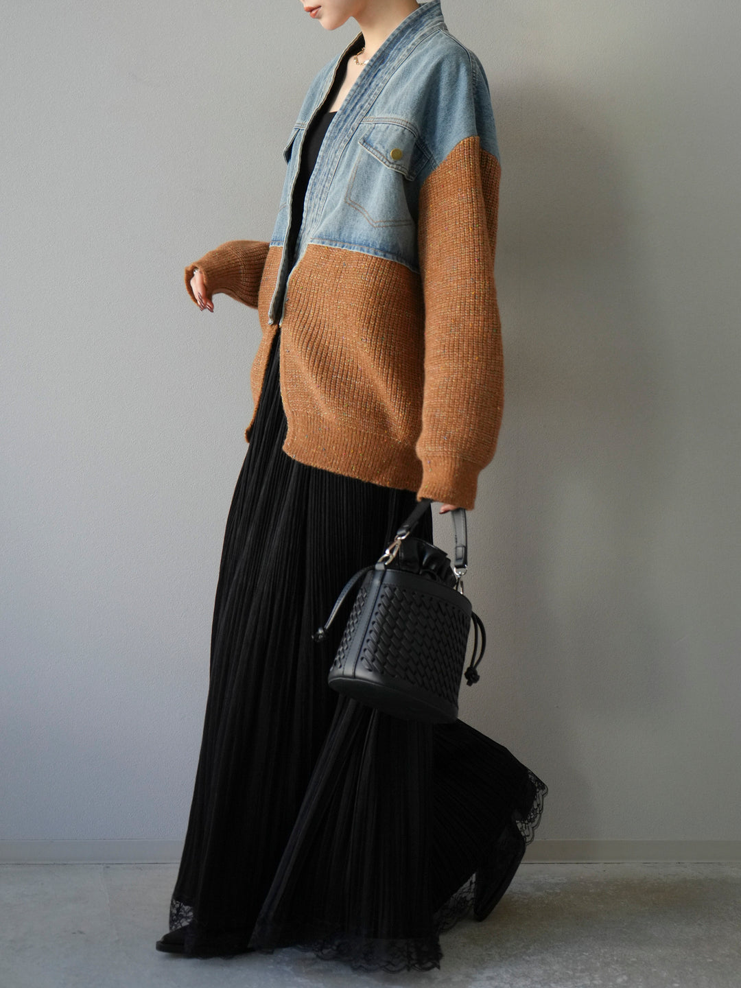 [SET]デニム切替ネップニットカーディガン+裾レーススウェードプリーツマキシスカート(2set)
