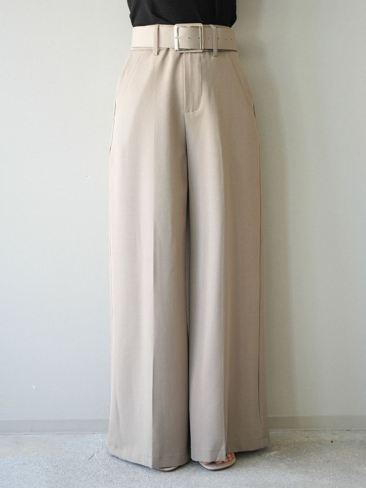 [予約]シルバーバックルドレープワイドスラックス/greige