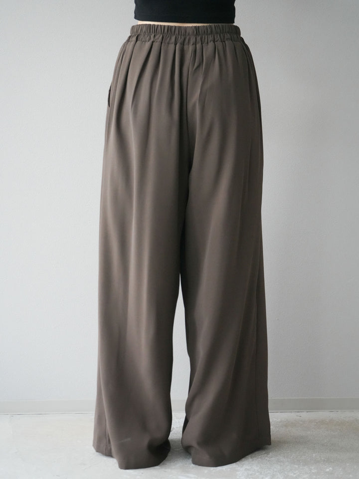 [予約]レーヨンライクタックワイドパンツ/モカ