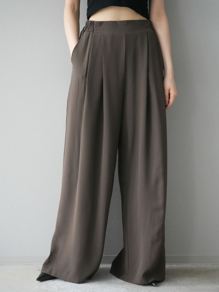 [予約]レーヨンライクタックワイドパンツ/モカ