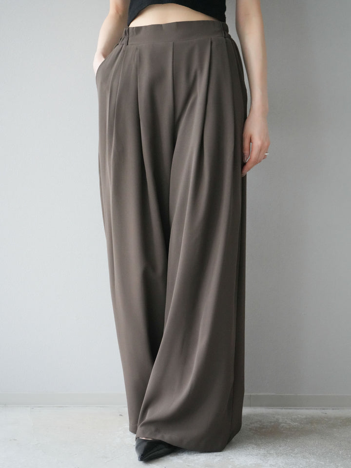 [予約]レーヨンライクタックワイドパンツ/モカ