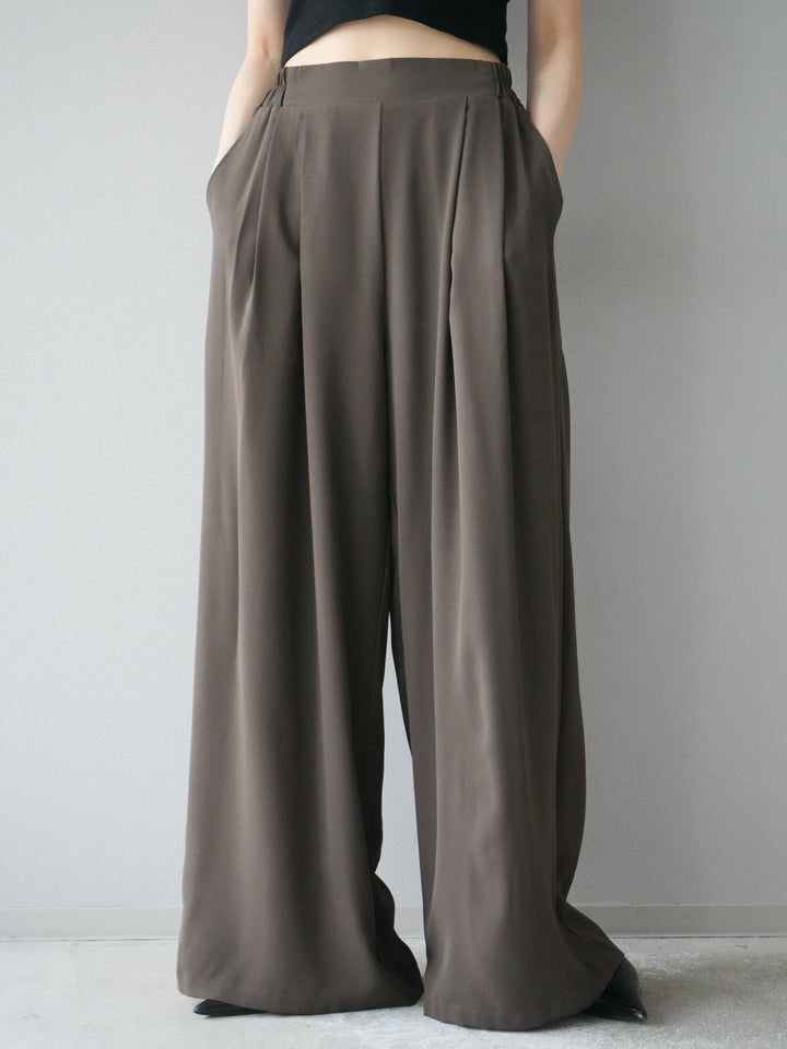 [予約]レーヨンライクタックワイドパンツ/モカ