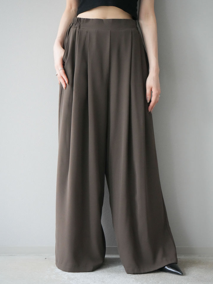 [予約]レーヨンライクタックワイドパンツ/モカ