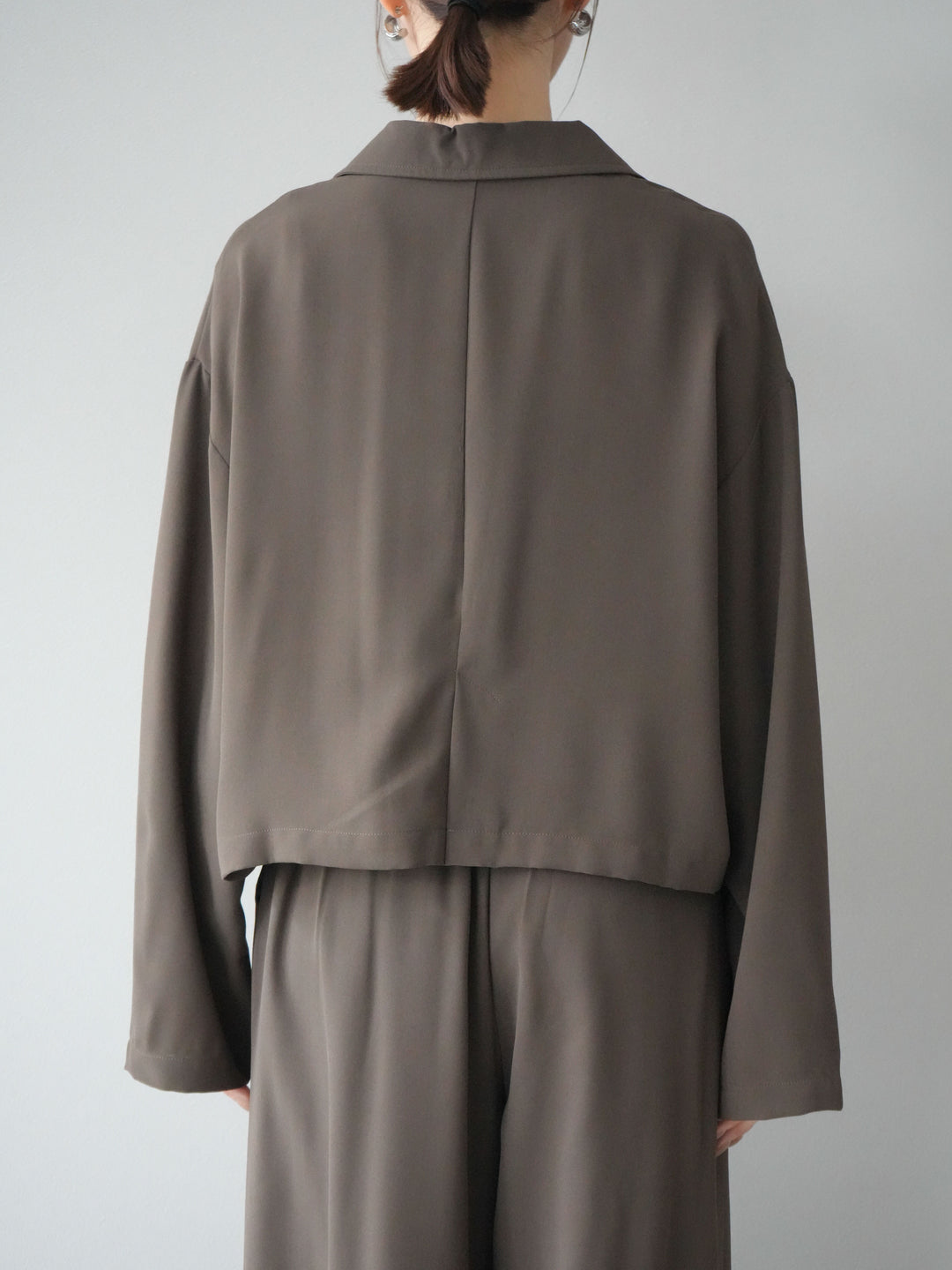 [予約]レーヨンライクショートジャケット/モカ