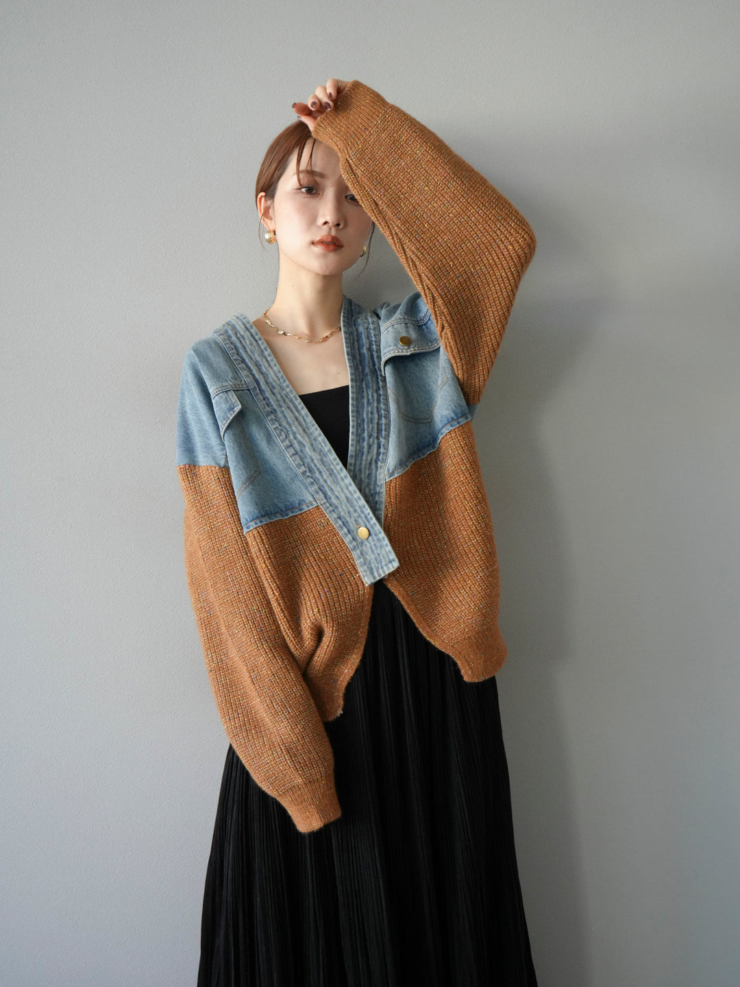 [SET]デニム切替ネップニットカーディガン+裾レーススウェードプリーツマキシスカート(2set)