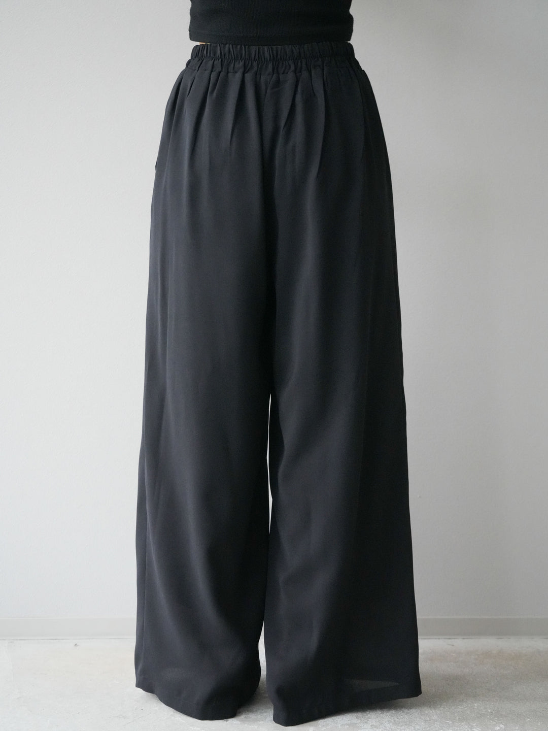 [予約]レーヨンライクタックワイドパンツ/ブラック