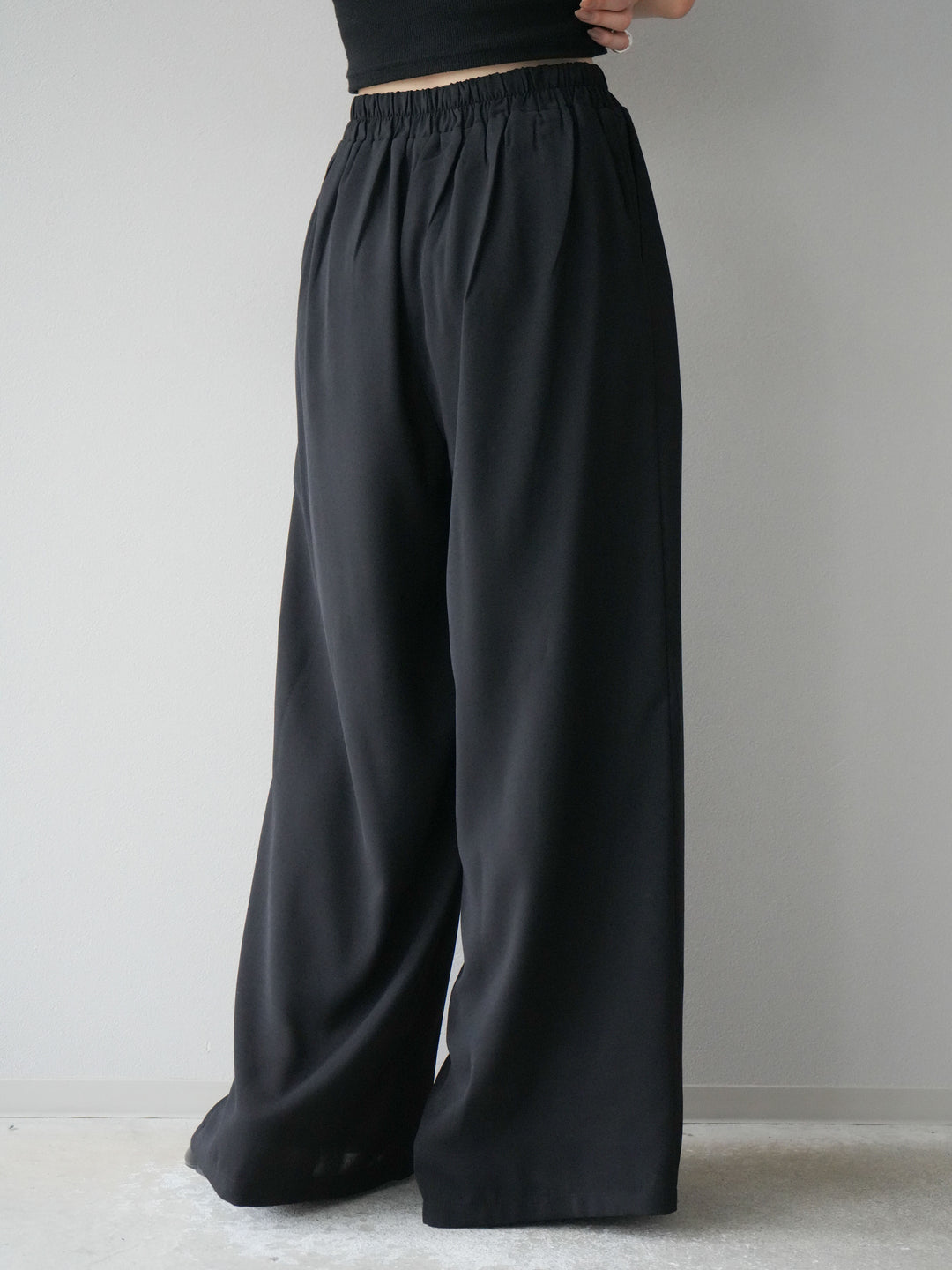 [予約]レーヨンライクタックワイドパンツ/ブラック