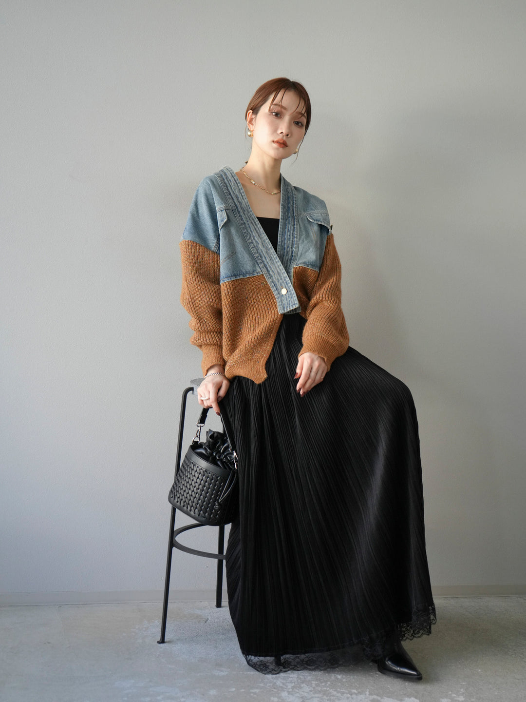 [SET]デニム切替ネップニットカーディガン+裾レーススウェードプリーツマキシスカート(2set)