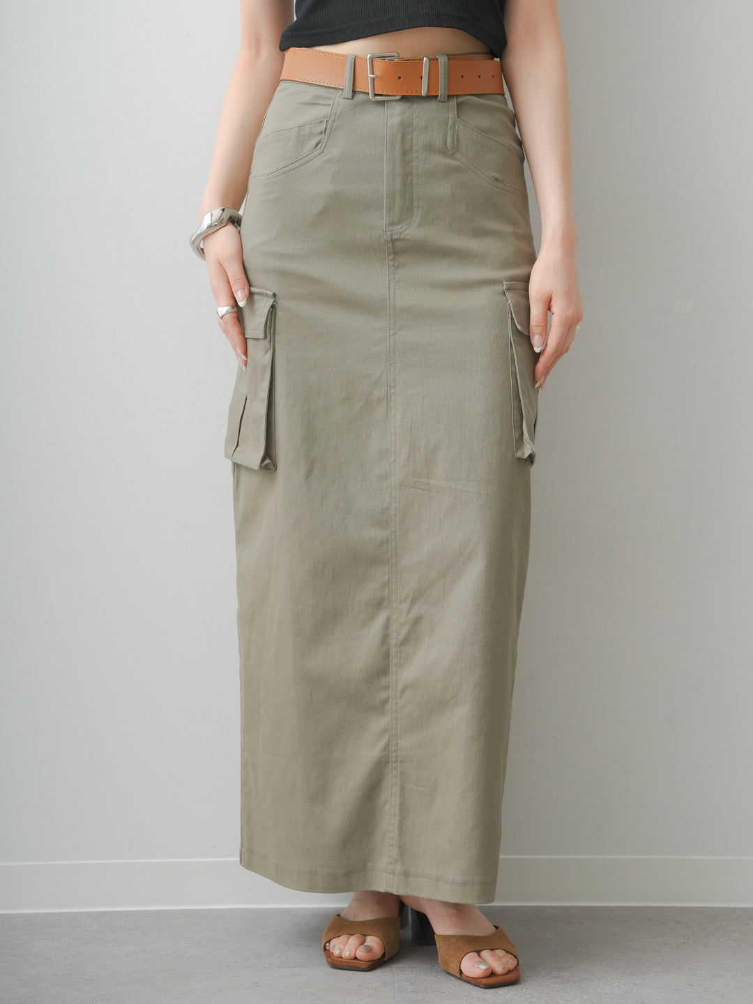 [予約]ベルト付カーゴナロースカート/khaki
